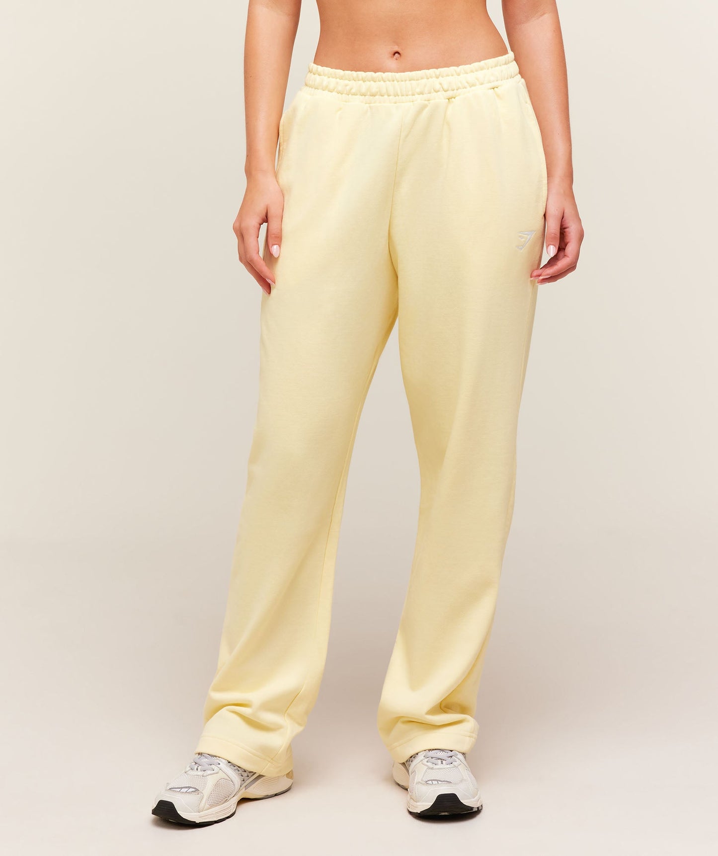 Training Fleece Straight Leg Regular Joggers - US 0189