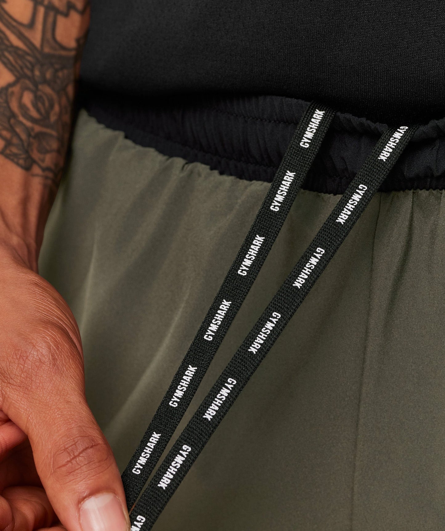 Arrival Contrast Shorts - US 1191