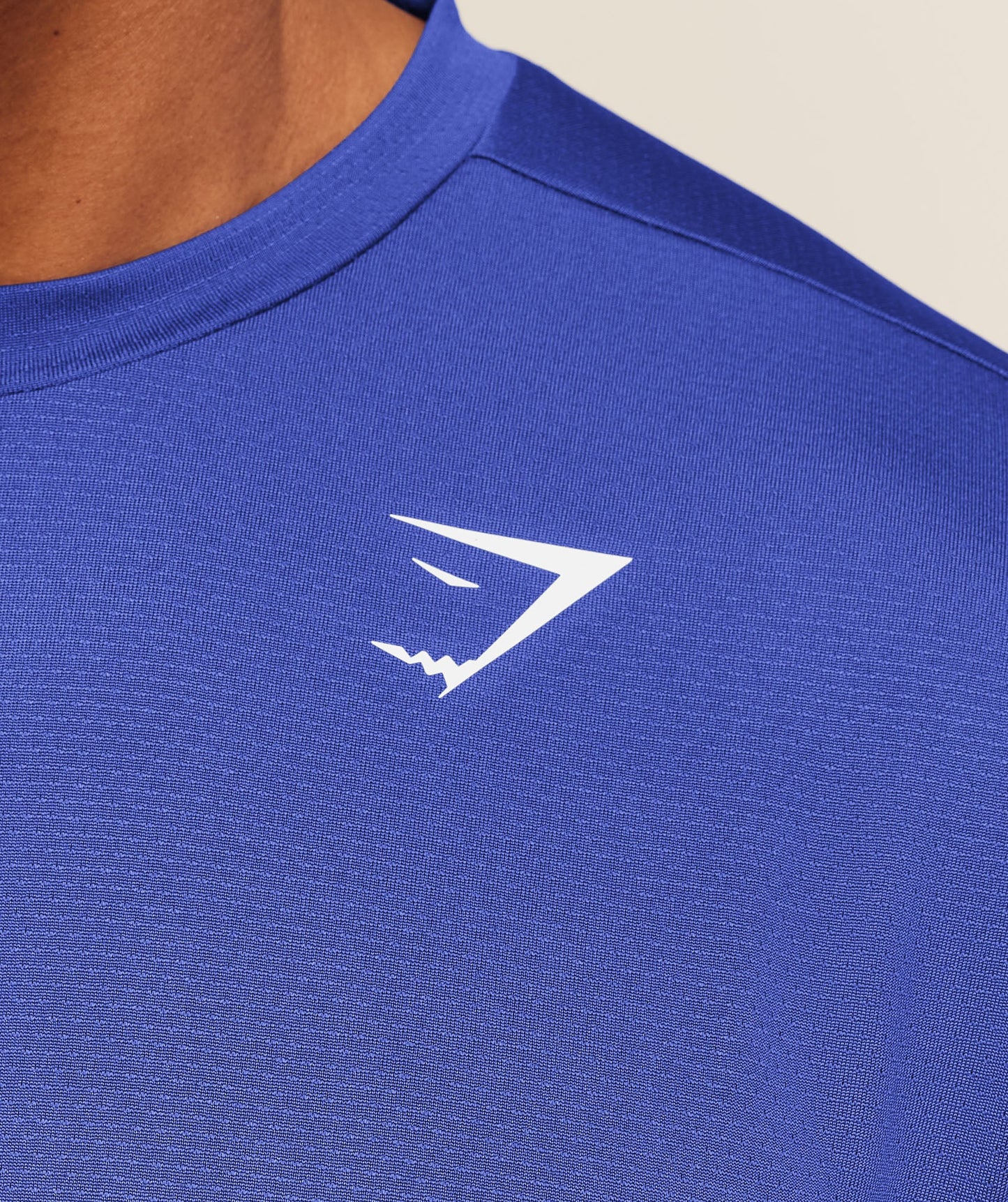 Arrival T-Shirt - US 6484