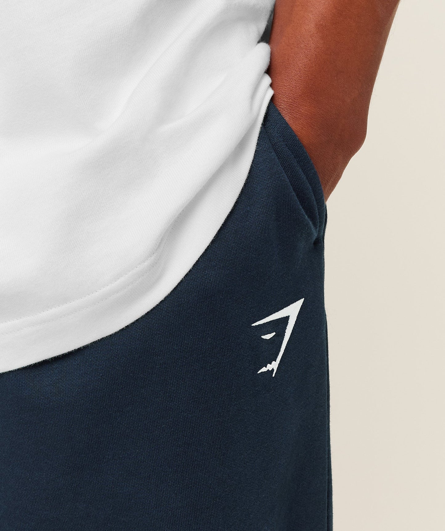 Crest Oversized Joggers - US 8804