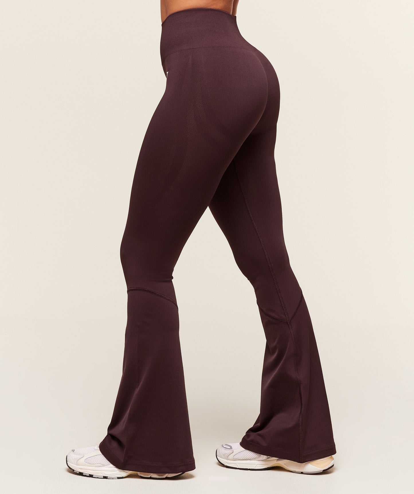 Everyday Seamless Flared Leggings - US 4588