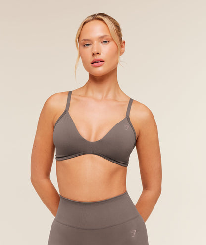Soft Sculpt V-neck Sports Bra - US 6103