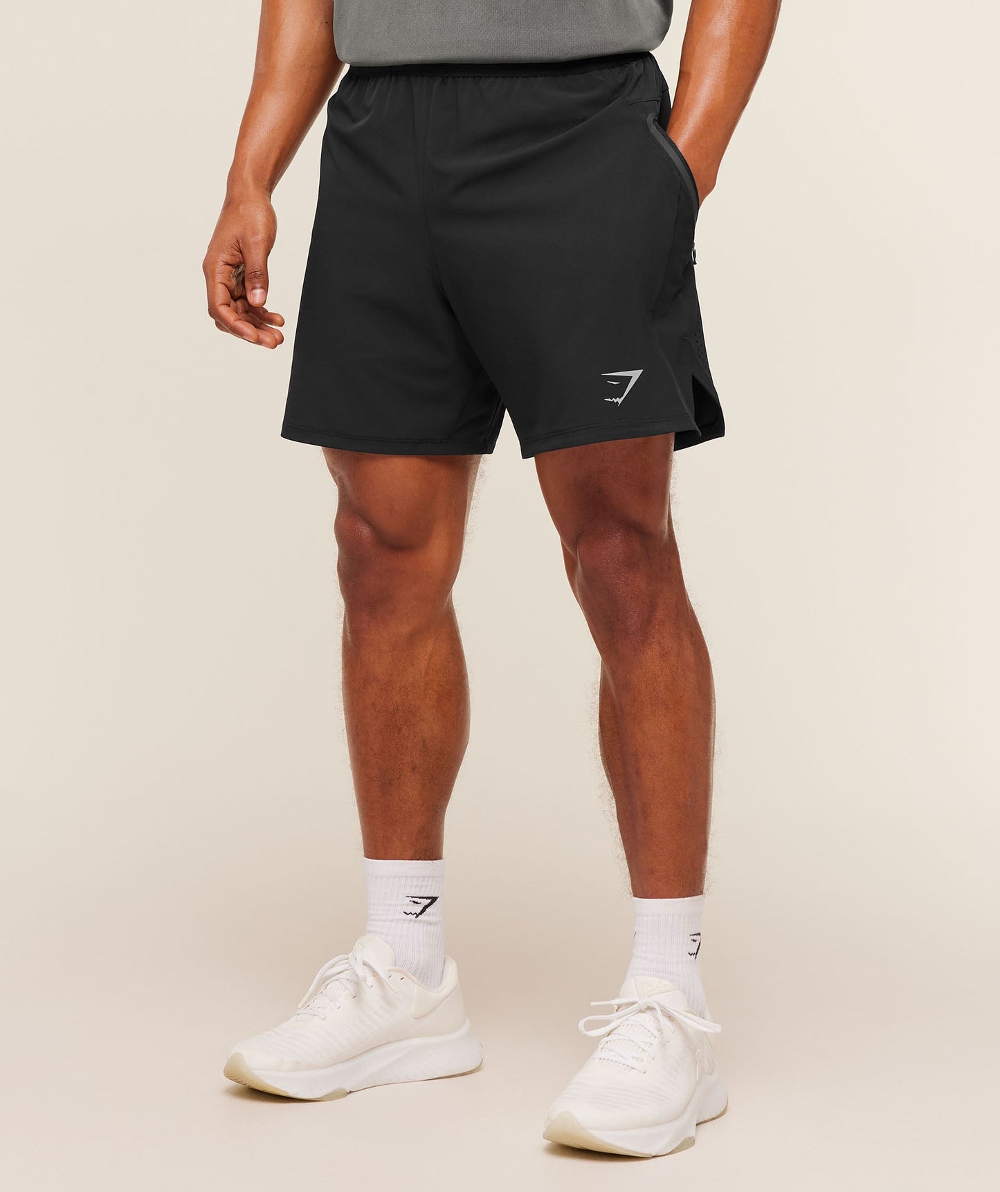 Sport Hybrid 6\" Shorts - US 9784