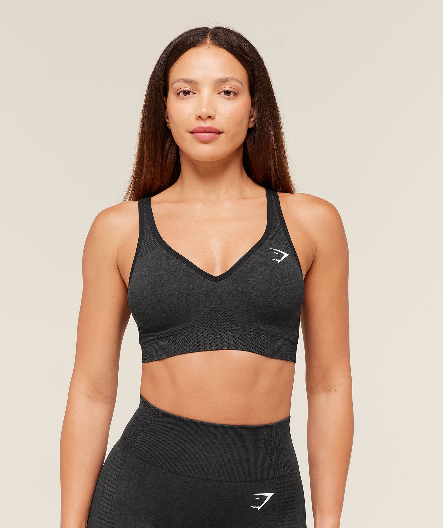 Vital V Neck Sports Bra - US 7122