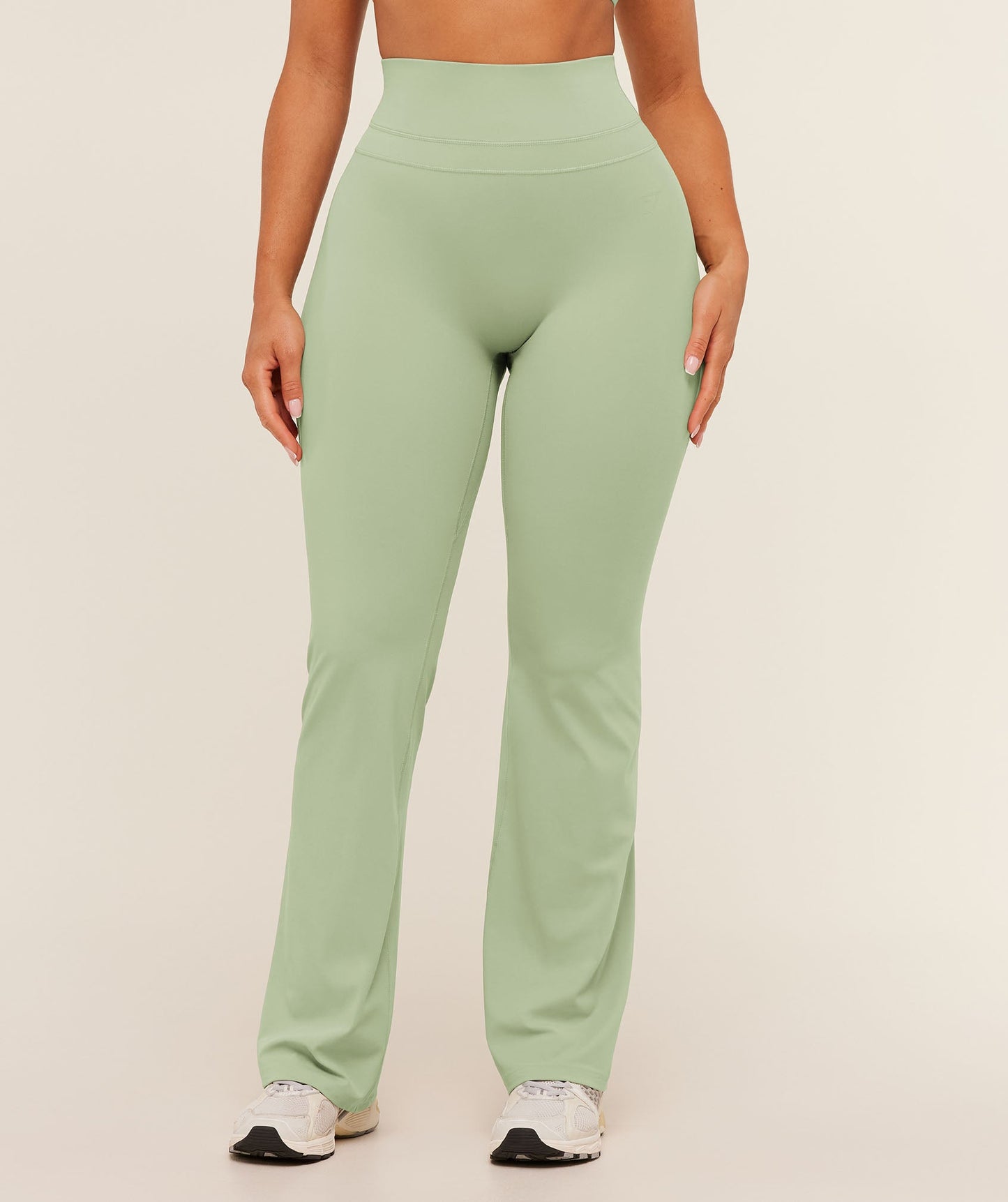 Whitney Regular Flared Legging - US 0360